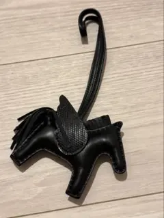 エルメスチャームロデオ　ペガサスタッチPMリザード　ソーブラック