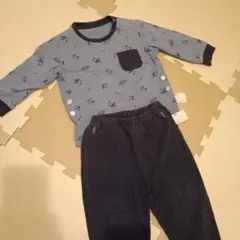 UNIQLO 長袖パジャマセット 90cm