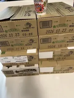 【大お得】ブタメン しょうゆ味 8箱セット 710④のサムネイル