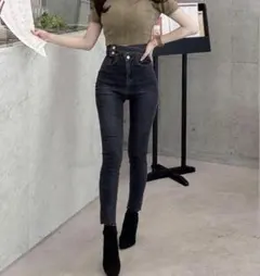 Item thumbnail for item a51b229f-cfc3-4f65-b6e4-6b3c1517a1da