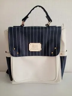 値下げ⭕️子供用リュック　紺　白　金