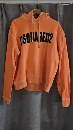 DSQUARED2 オレンジ パーカー クロップド丈のサムネイル