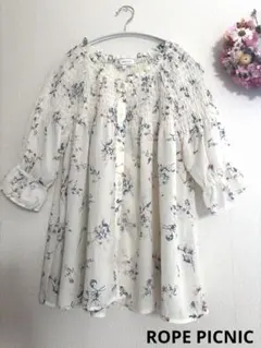 最終価格ロペピクニック　シャーリング2way花柄ブラウスM オフショルダー
