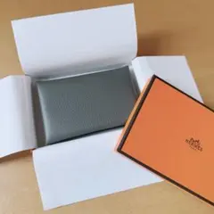 Item thumbnail for item c9e965b8-15f0-4c30-be64-f595d0f285c8