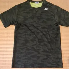 YONEX ダークグリーン 迷彩 Vネックシャツ