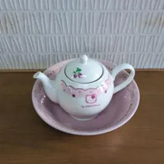 ハローキティの小さなティーセット　ミニチュア非売品 2026年最新】ハローキティの小さなティーセットの人気アイテム - メルカリ