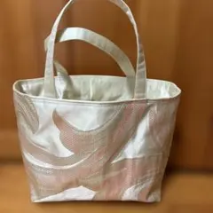 430 帯リメイクバッグ　　　トートバッグ ホワイト ピンク 総柄のサムネイル