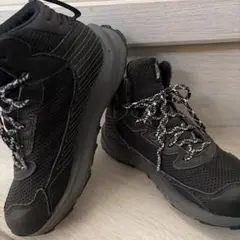 THE NORTH FACE 22cmブラックハイカットスニーカー