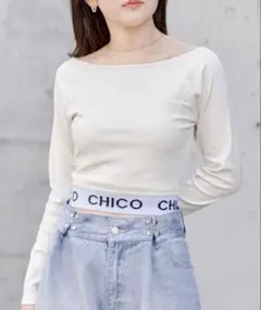 chico 裾ロゴオフショルロンT