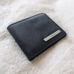 【未使用品】Calvin Klein 二つ折りコンパクト財布