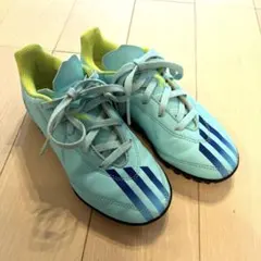 adidas サッカートレーニングシューズ　19cm