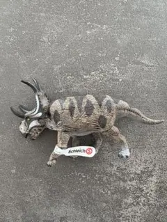 【美品】Schleich ディアブロケラトプス フィギュア