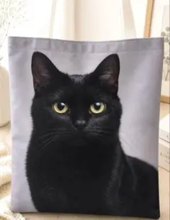 【本日23時まで販売】人気猫バッグ　ビッグ黒猫　モノクロお洒落　丈夫な新品トート