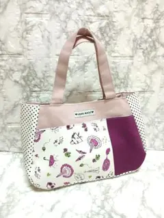 チューリップ型トートバック　カワグチミヤコレディ柄♡ ハンドメイド