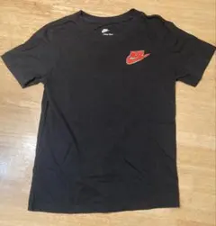 ナイキ Tシャツ 黒　ジュニア