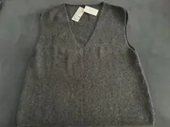 ユニクロ　3Dスフレヤーン　Vネックベスト