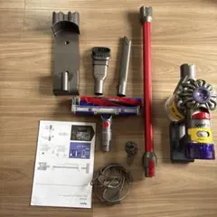 軽量モデル ダイソンV8 Slim Fluffy SV10K 動作OK「8303 - メルカリ