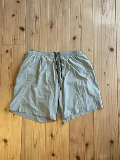 Nike ライトグレー ショートパンツ　トレーニング　フィットネス　XL
