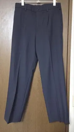 ユニクロ　タックワイドパンツ　Mサイズ