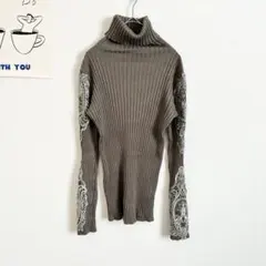 袖レース　タートルネック　リブニット　トップス　タイト　エレガント　レーヨン