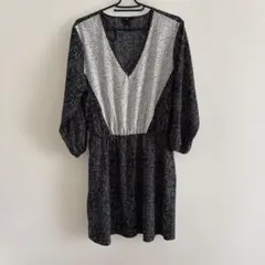 H&M ブラックドット柄ワンピース