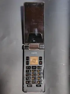 AQUOS K shf31 携帯電話 本体 au