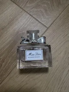 Miss Dior Blooming Bouquet 香水のサムネイル
