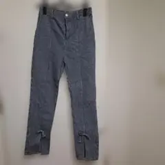 マリークワントセンターリボンスリットパンツ ストライプ