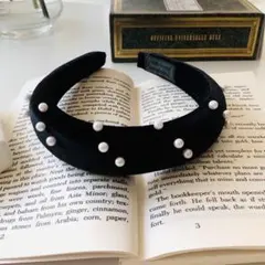 ❤️数量限定❤️ ふっくら ベルベット パールカチューシャ ヘアアクセ♡♢♧