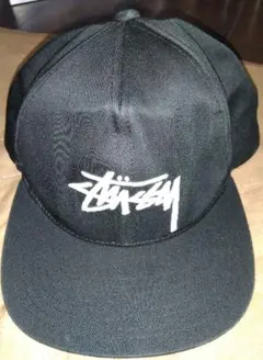 STUSSY  スナップバックキャップ