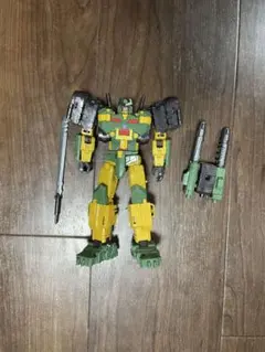 トランスフォーマー レガシー ゴールドバグBuzzworthyBumblebee - メルカリ