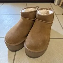 UGG 厚底 ムートンブーツ 25cmのサムネイル