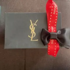 YSL ギフトボックス リボン付き