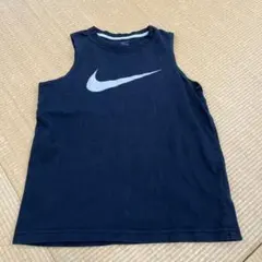 Nike 黒 タンクトップ