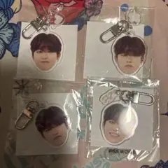 treasure カプセルトイ 顔アクキー ジョンウ 喜怒哀楽 コンプリート