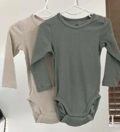 H&M オーガニックコットンロンパース 2色セット