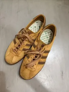 adidas タバコ