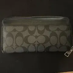 COACH（コーチ）ラウンドファスナー長財布◇メンズ黒シグネチャー