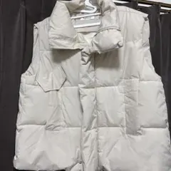 お値下げしました　Figments ダウンベスト サイズF ホワイト