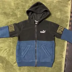 プーマフリースパーカー