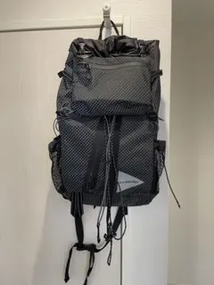 and wander バックパック リュック ブラックのサムネイル