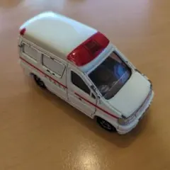 2026年最新】トミカ ニッサン 救急車の人気アイテム - メルカリ