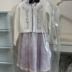 【美品】mezzo piano 花刺しゅうニットボレロと花刺しゅうワンピース
