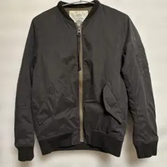 ダークグレーMA-1ジャケット