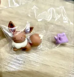 ガチャガチャ へんしん！メタモンシリーズ ブイズ - メルカリ