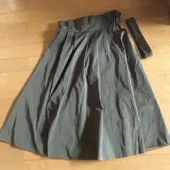 B ZARA BASIC Z1975 フレアスカート カーキ S