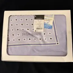 イヴサンローラン　綿ハーフケット　カレ　ご家庭での洗濯可　箱無し発送のサムネイル