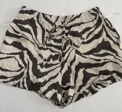 H&M ゼブラ　ショートパンツ　S