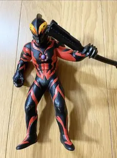 24cm 新品 ウルトラマン・ベリアル ソフビ 円谷 MAZZCOT ウルトラ怪獣シリーズ 43 ウルトラマンベリアル｜ウルトラマン