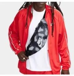 試着のみ新品未使用 NIKE ショルダーバッグ ボディバッグ ウエストポーチ